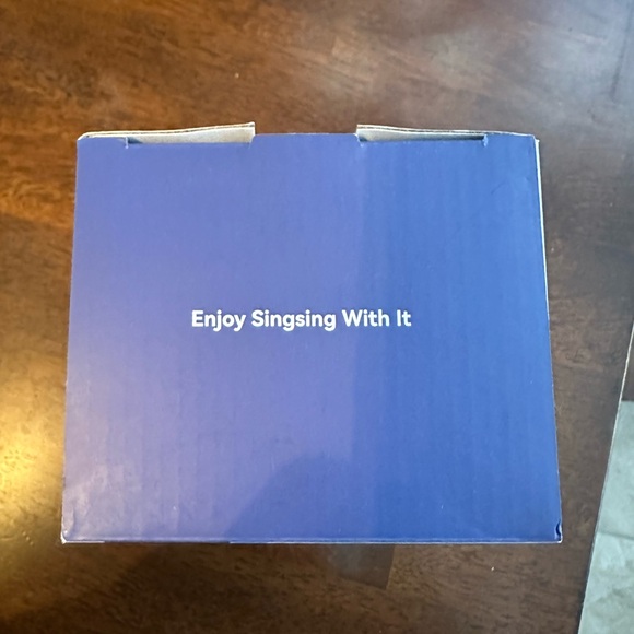 Portabke beige 2 mic karaoke machine new in box nwt - Picture 4 of 5